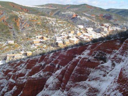 Ruta de senderismo en las Pequeñas Médulas de Guadalajara